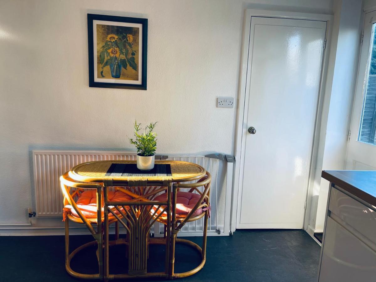 St Ives, King Bed Cosy Home, Parking, Fast Wi Fi St Ives  Ngoại thất bức ảnh