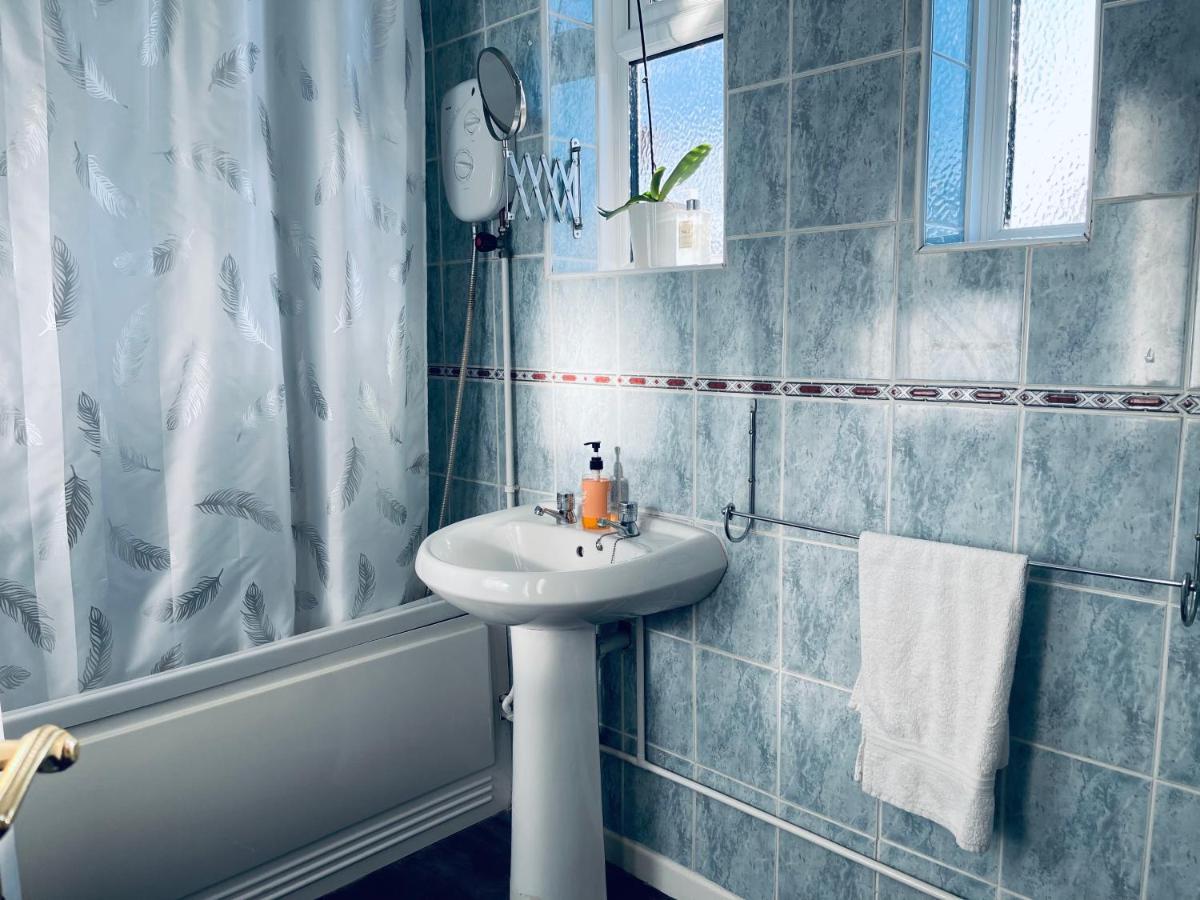 St Ives, King Bed Cosy Home, Parking, Fast Wi Fi St Ives  Ngoại thất bức ảnh